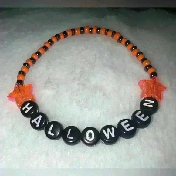 Halloween Themed Friendship Bracelet - Picture 3 of 5